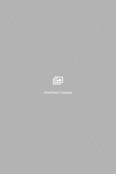 img-placeholder-portrait